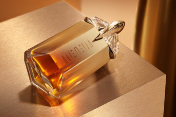 Mugler Alien Goddess