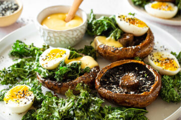 Breakfast Portabellas with Soft Boiled Eggs, Crispy Kale & Hollandaise
