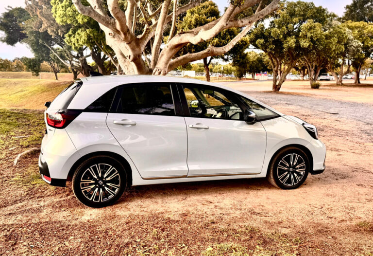 Honda Fit Hybrid CVT